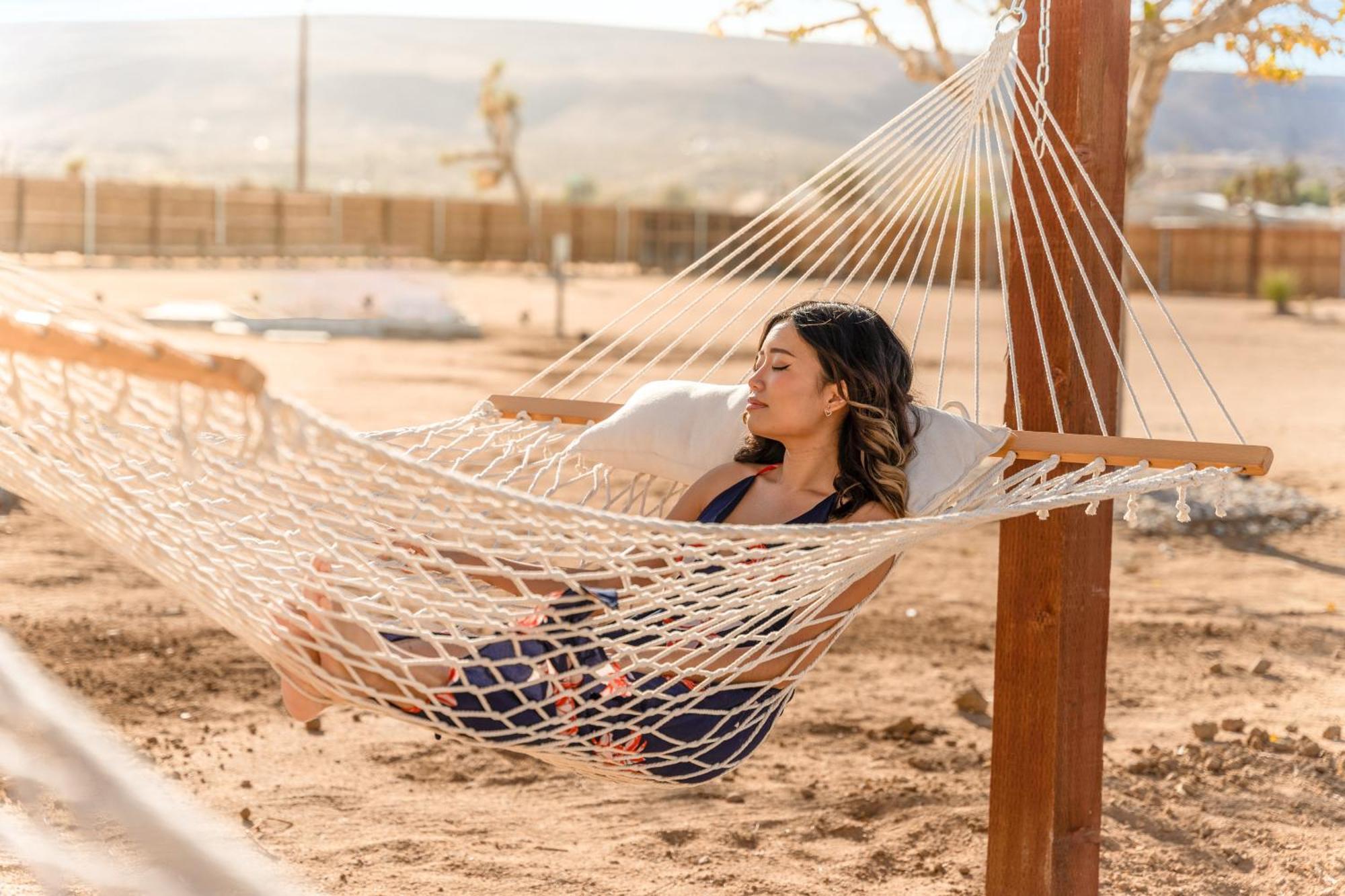 Private Jt Cabin - Ev L2 Station, Hammocks, Fire Pit, Bbq, Bocce Ball, Cornhole Yucca Valley Esterno foto